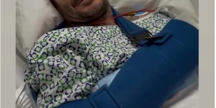 David Beckham përfundon në spital me krahun e fashosur, bashkëshortja ndan një mesazh