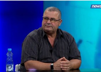 Makina përplasi 3 fëmijë me monopatinë në bulevardin kryesor të Tiranës! Eksperti rrugor: Monopatinat s’duhet të kalojnë 25 km/orë, drejtuesit të bëjnë kurs