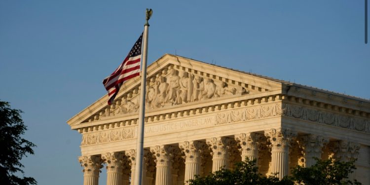 “Një fitore për Trump”, Gjykata Supreme merr vendimin: Gjykatat e shkallës së parë nuk do të bllokojnë vendimet presidenciale