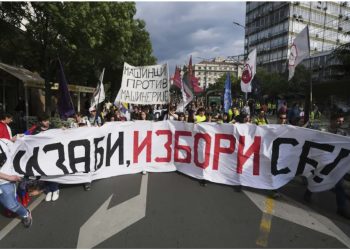 Beogradi përgatitet për një tjetër protestë antiqeveritare, duke kërkuar zgjedhje të parakohshme parlamentare