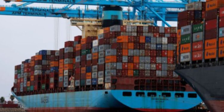 Portet europiane mbingarkohen për shkak të tarifave të Trump-it