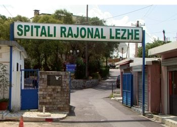 Pushimet kthehen në tragjedi, humb jetën 23-vjeçari nga Kosova, mbërriti në spitalin e Lezhës pa shenja jete