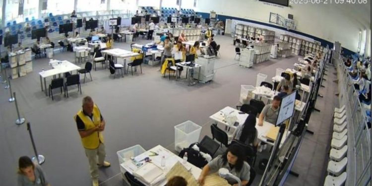 Nis sot rinumërimi i votave të Fierit! Lapaj kërkon t’i marrë një mandat PS