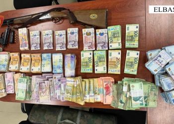 Bllokimi i të ardhurave; sekuestrohen dhjetëra milionë lekë në moneda të ndryshme në Elbasan.
