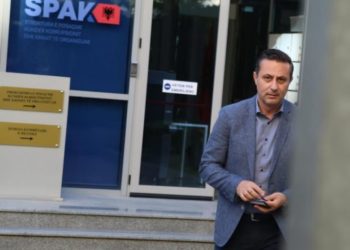 Ceno Klosi “mbytet” në kanalet e Strategjikëve/ KLSH: Favorizoi “Gjikuria” në kontratën 4 mln euro