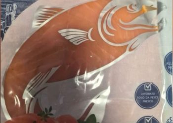 ALARMI/ Salmon i infektuar nga Serbia në supermarketet shqiptare. AKU hesht, qytetarët në rrezik!
