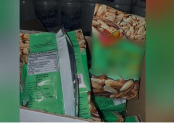 VIDEO/ Zbulimi i magazinës ku falsifikoheshin etiketat e ushqimeve të skaduara në Vlorë, nga frutat e thata, brioshët dhe pijet, ja produktet që rihidheshin në treg