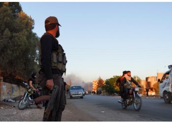 SHBA ndërmjetëson armëpushimin me Izraelin, Siria dislokon trupa në Suveida