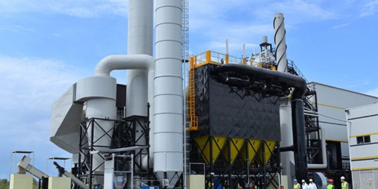 Djegia në fushën e mbetjeve të Inceneratorit të Elbasanit, aksion në orët e para të mëngjesit në qytet, kontrolle në disa banesa