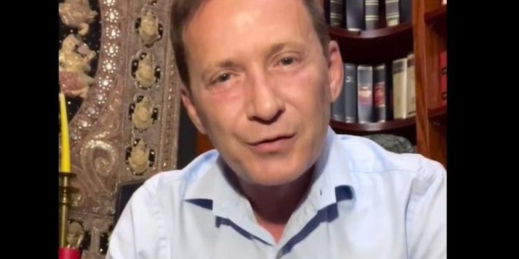 “O mashkulli më k*rvë që ekziston”/ Sherri për mandatin e deputetit, kandidati i Lapajt mesazh Endri Shabanit: Shqipëria s’ka nevojë për ty