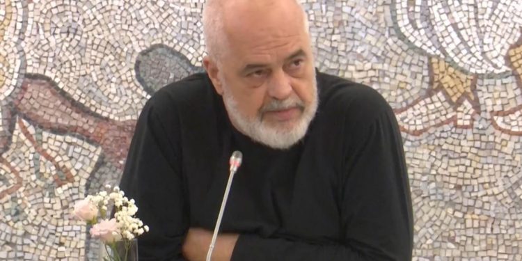 Takimi me deputetët dhe drejtorët e bashkisë Tiranë, Rama: Reforma e territorit do të ketë dy faza