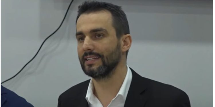 Mashtruesi i Sorosit Adriatik Lapaj kërkon të fus Endri Shabanin në kurth që të bëhet vet deputet: Ja skema që sugjeron