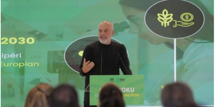 Rama “shkund” universitetet: S’ka më 17 shefa! Do ndryshojmë financimet, bëhuni si UBT!