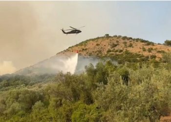 Rëndohet gjendja shëndetësore e 42-vjeçarit që u lëndua gjatë tentativës për shuarjen e flakëve në Delvinë, niset drejt Traumës