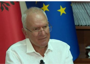 Paralajmërimi i Ferdinand Xhaferajt: Në shtator në PD nis “Foltore 2”, por këtë herë kundër Berishës!