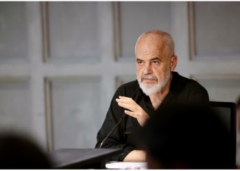 Kamarieri u dhunua nga oficeri, Rama: Të përjashtohet pa kthim në radhët e policisë! Të dorëzohet në duart e drejtësisë