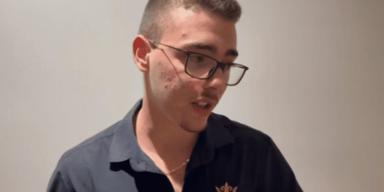 “Rinia nuk po e gjen veten askund!” Kamarieri u dhunua nga oficeri për një shishe ujë, mësuesja e të riut: Po punon për shpenzimet e maturës, është me sjellje model