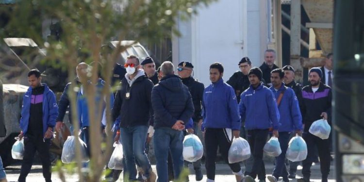 BIRN: Dëbimi i emigrantëve egjiptianë nga Gjadri vendos një “precedent të rrezikshëm”