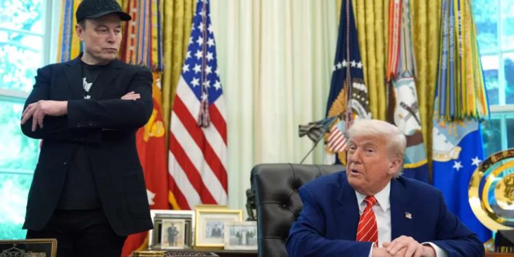 “Partia Amerikane po vjen”/ Konfliki mes Musk dhe Trump arrin kulmin, presidenti i SHBA: Ndoshta Elon duhet të shkojë në Afrikën e Jugut