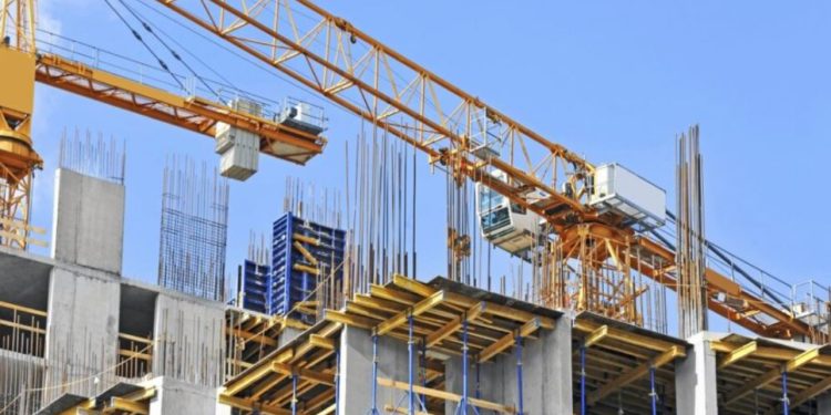 Frenimi i lejeve të ndërtimit tkurr me 41% të ardhurat totale të Bashkisë Tiranë për 5 mujorin 2025