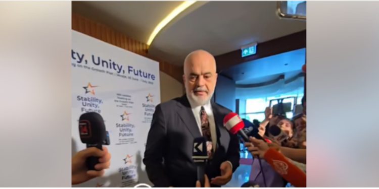 VIDEO/ “Fuqia është te zëri zoti Rama, jo te gjatësia”, kryeministri “përplaset” me gazetaren në Shkup