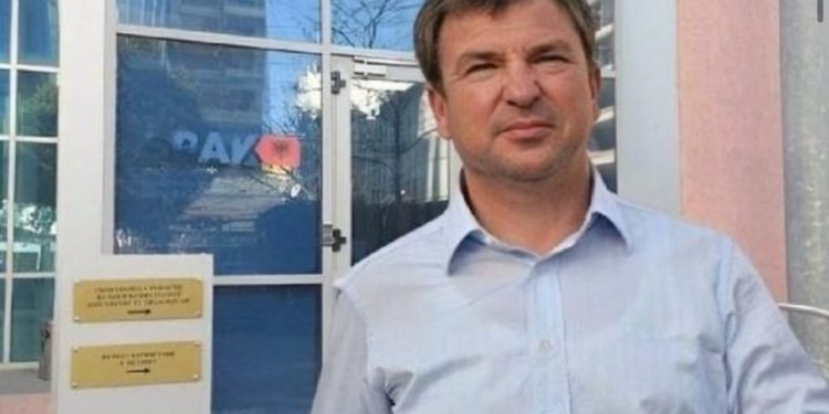 Shtyhet për të disatën herë seanca për Vangjush Dakon