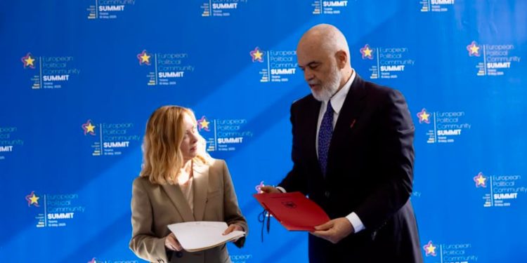 Hyn në zbatim marrëveshja në fushën e kontributeve shoqërore me Italinë, Rama: Lehtësi e madhe për mijëra qytetarë