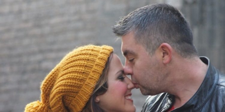 Aksioni i policisë te zyrat e ‘Bankers’ në Fier/ Në pranga edhe ish-bashkëshorti i moderatores Arbana Osmani