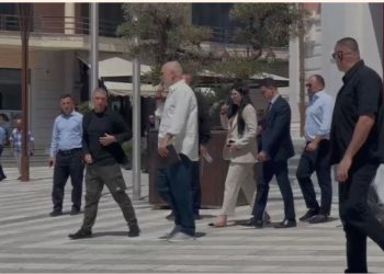 Masat/ Furtunë në PS-në e Vlorës, Rama shkarkon kryetarin e degës. Ja kë komandoi në vend të tij