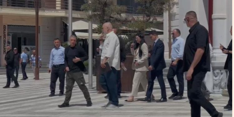 Masat/ Furtunë në PS-në e Vlorës, Rama shkarkon kryetarin e degës. Ja kë komandoi në vend të tij