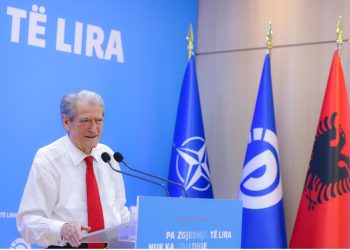 Rinumërimi/ Berisha: Në Tiranë, Ilir Rusmajli i ka hequr vota PD-së pa asnjë shkak ligjor! Kontrata e lobimit është mes fondacionit dhe kompanisë, PD pranon vetëm shërbimin