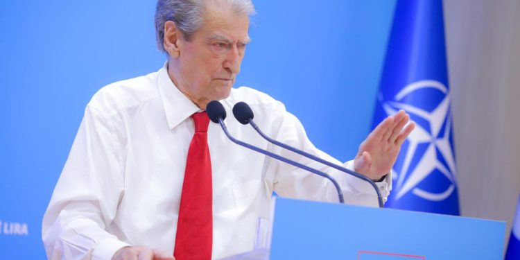 “PD nuk i njeh këto zgjedhje”, Berisha: E patë vetë ju, ja hoqën mandatin asaj tjetrës se i duhet Zegjineja!