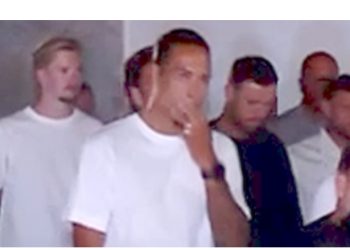 Lojtarët e Liverpoolit mbërrijnë në Gondomar për ceremoninë mortore të Diogo Jota dhe vëllait të tij André Silva