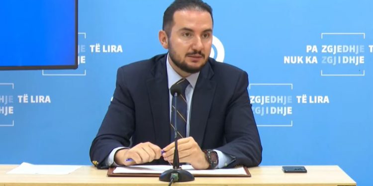 “Do të jem aktiv politikisht”, Salianji: Me zor pres përballjen në Strasburg nëse kisha të drejtë unë apo qeveria