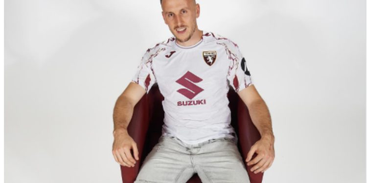 Ismajli mbetet në elitën e Italisë, nënshkruan kontratë 2 vjeçare me Torinon