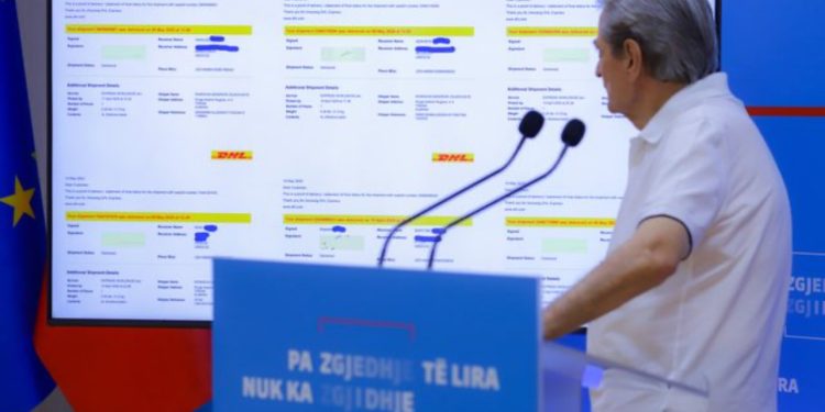 Berisha publikon imazhet për votat e diasporës: Firmat tek zarfet e dorëzuara nga DHL janë vetëm disa viza