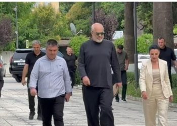 Shoqata e të Zgjedhurve Vendorë letër institucioneve të BE: Veprimet e Ramës bien ndesh me ligjet dhe Kushtetutën e Vendit! I ka rrëmbyer kompetencat pushtetit vendor