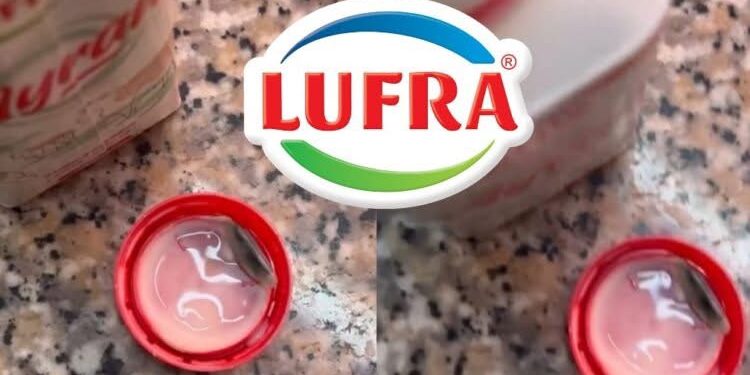 VIDEO/ “Lufra” hedh në treg dhallë të mykur, qytetarja e alarmuar: Po na helmojnë!