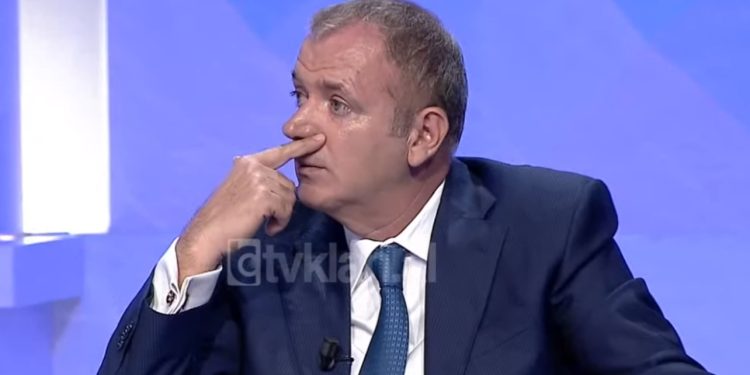 SHBA e shpalli non grata, Rama i jep malin/ Aleksandër Frangaj merr 830 hektarë në Kaninë dhe plazhin e Vlorës