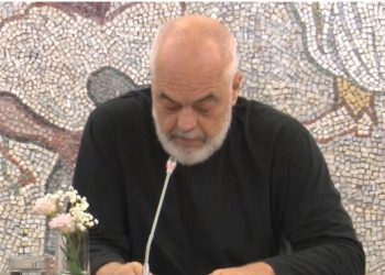 “Do miratohet me ligj një listë e zezë e ndërtuesve dhe investitorëve”, Rama: Do merren masa drastike për dy kategori ndërtuesish problematikë