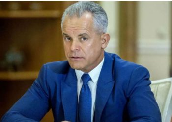 I akuzuar për korrupsion dhe bashkëpunim në zhdukjen e 1 miliard dollarëve nga një bankë moldave, arrestohet në Greqi ish-politikani Vladimir Plahotniuc