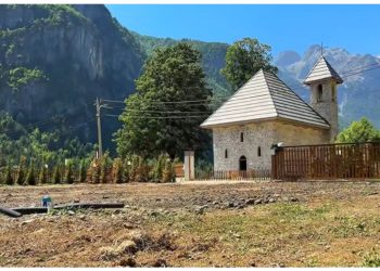 Prishja e ndërtimeve pa leje/ Rama publikon videon: Thethi pas operacionit nga kanceri i paligjshmërisë