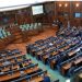 Një ditë para skadimit të afatit të vendosur nga Gjykata Kushtetuese, Kuvendi i Kosovës mblidhet sot në tetativën e fundit për konstituim