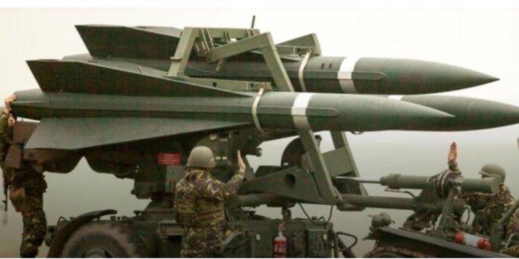 Çfarë ka në pakon ushtarake 652 milionë dollarëshe që SHBA-ja po ia shet Ukrainës?