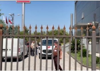 Shkak borxhi ndaj shtetit? Policia dhe Tatimet aksion në zyrat e kompanisë “Bankers Petroleum”