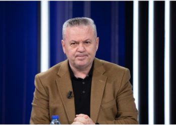 “Bankers e mbronin ish-ministrat e PS dhe PD”, Myslim Murrizi: Ka marrë 10 mld euro pasuri shqiptarësh dhe nuk paguan