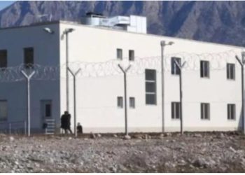 ”Gardianët kamufluan vetëvrasjen, mbaroi në duart e tyre”, dëshmia tronditëse për vrasjen në Burgun e Reçit