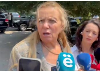 Kërcënimi me bombë/ Deputetja e AAK-së: Është në dorën e policisë të zbulojë rastin dhe kush e bëri telefonatën