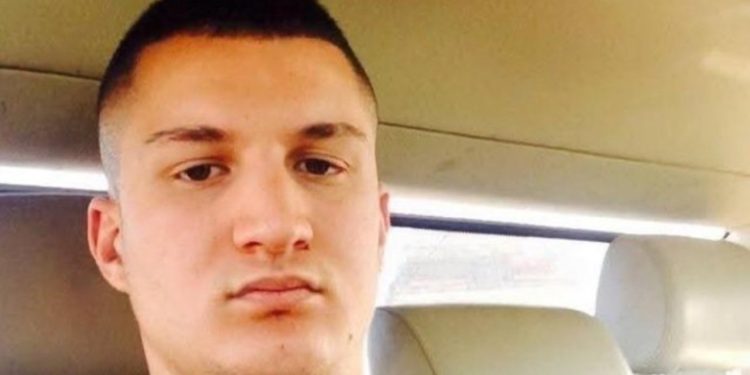 U arrestua me armë 3 ditë më parë për ngjarjen e Astirit/ Gjykata e Tiranës lë në burg Skerdi Sinën