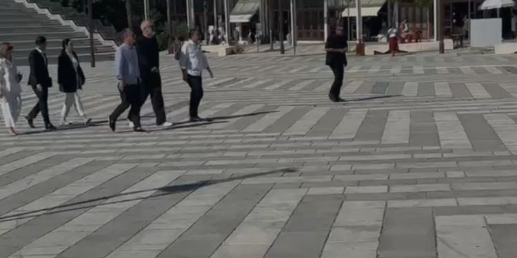 “Ky është vetëm hapi i parë”/ Dorëheqja e gjithë drejtorëve në Vlorë, Rama: E kanë kuptuar që qyteti është mbi të gjitha